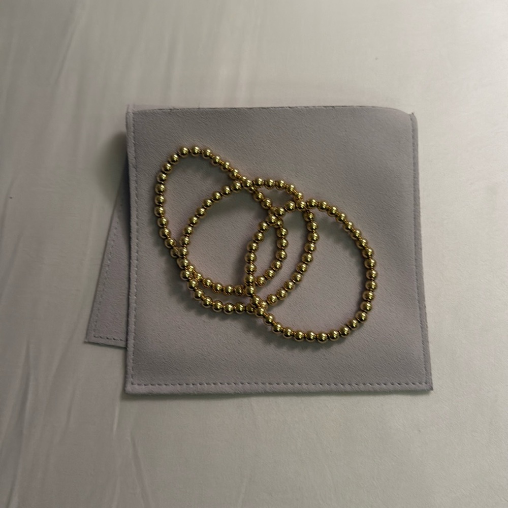 Elegant Gold Beaded Bracelet